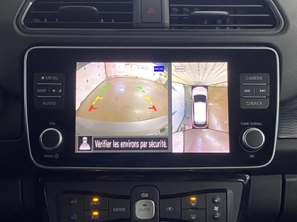 2021 Nissan LEAF - Image 25