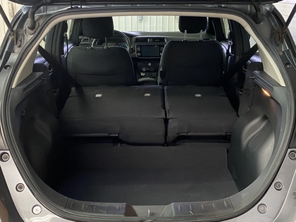 2021 Nissan LEAF - Image 31