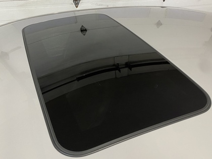 2023 Hyundai Elantra N - Image 13