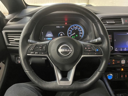 2023 Nissan LEAF - Image 23