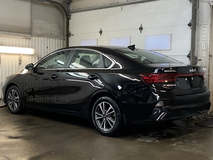 2023 Kia Forte - Image 5