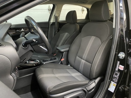 2023 Kia Forte - Image 15