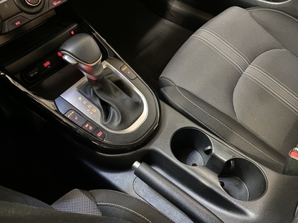 2023 Kia Forte - Image 27