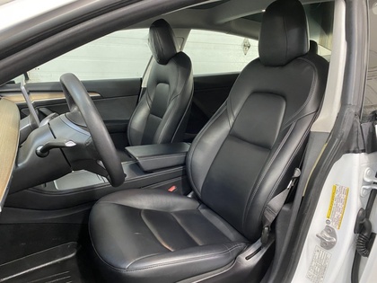 2021 Tesla Model 3 - Image 14