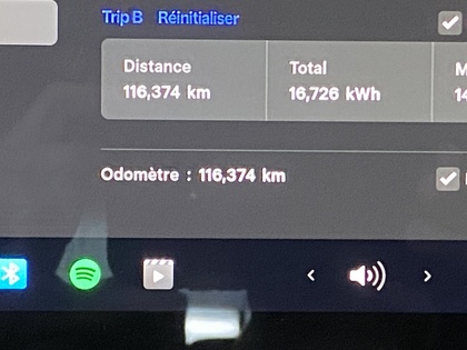 2021 Tesla Model 3 - Image 23