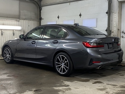 2021 BMW 3 Series - Image 5