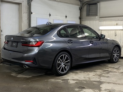 2021 BMW 3 Series - Image 7