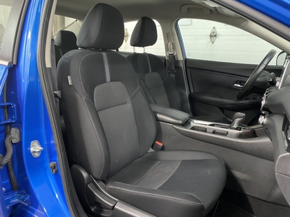 2022 Nissan Sentra - Image 16