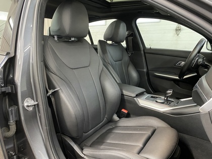 2020 BMW 3 Series - Image 19