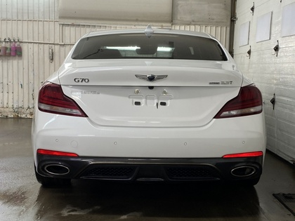 2021 Genesis G70 - Image 7
