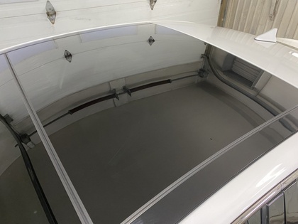 2021 Genesis G70 - Image 13