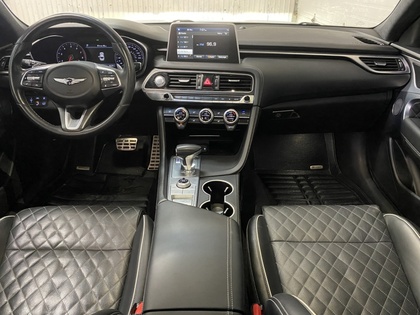 2021 Genesis G70 - Image 22