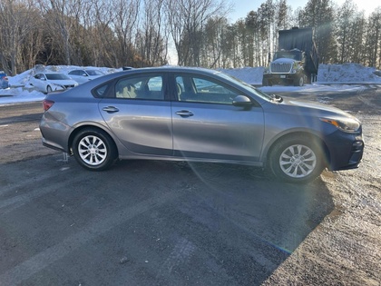 2021 Kia Forte - Image 5