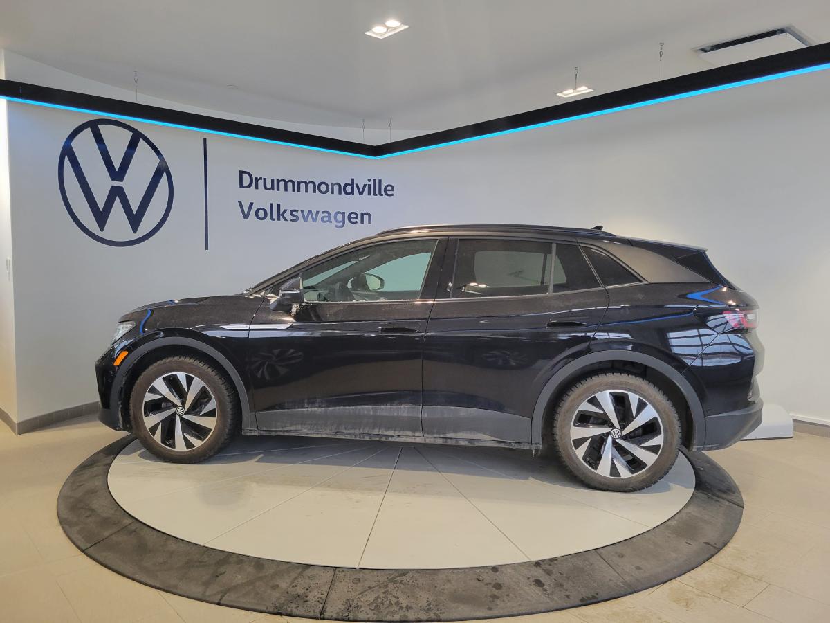 2024 Volkswagen ID.4 - Image 2