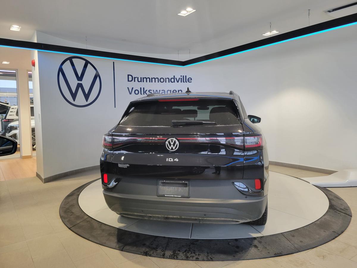 2024 Volkswagen ID.4 - Image 4