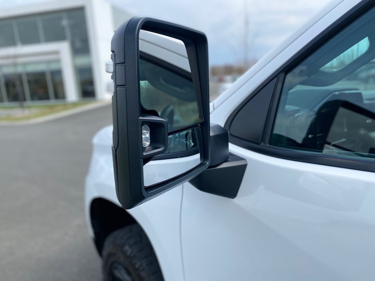 2023 Chevrolet Silverado 1500 - Image 10