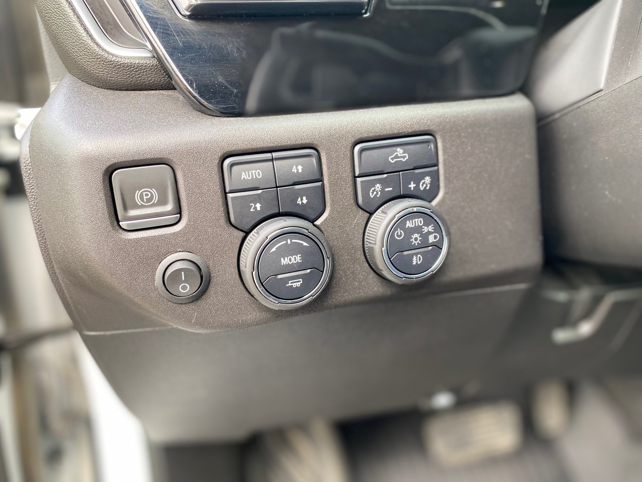 2023 Chevrolet Silverado 1500 - Image 15