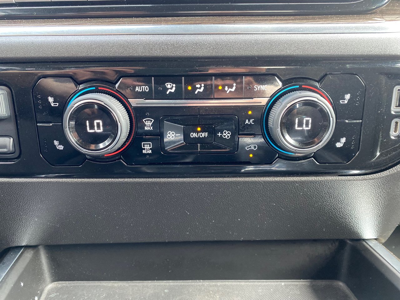 2023 Chevrolet Silverado 1500 - Image 22