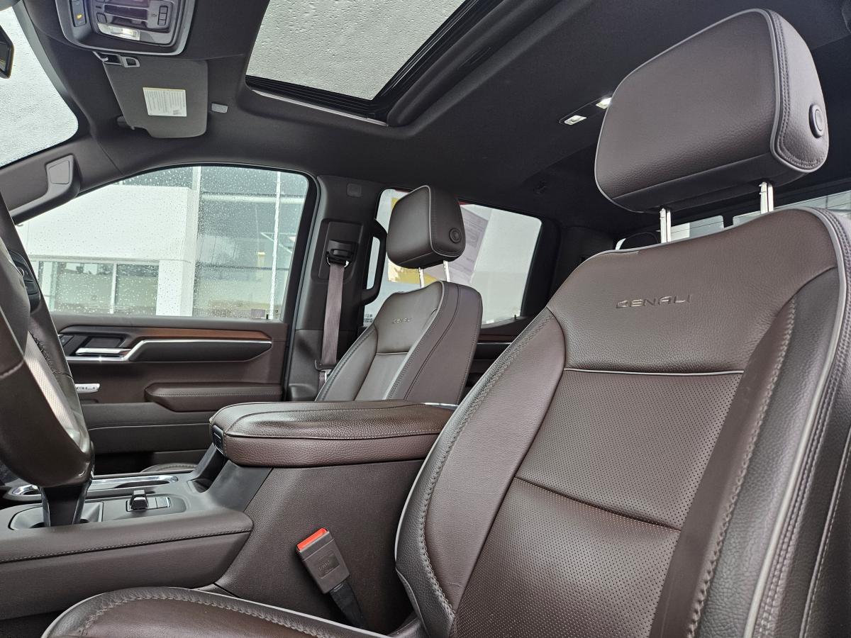 2024 GMC Sierra 1500 - Image 8