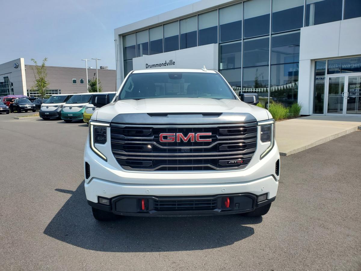 2024 GMC Sierra 1500 - Image 3