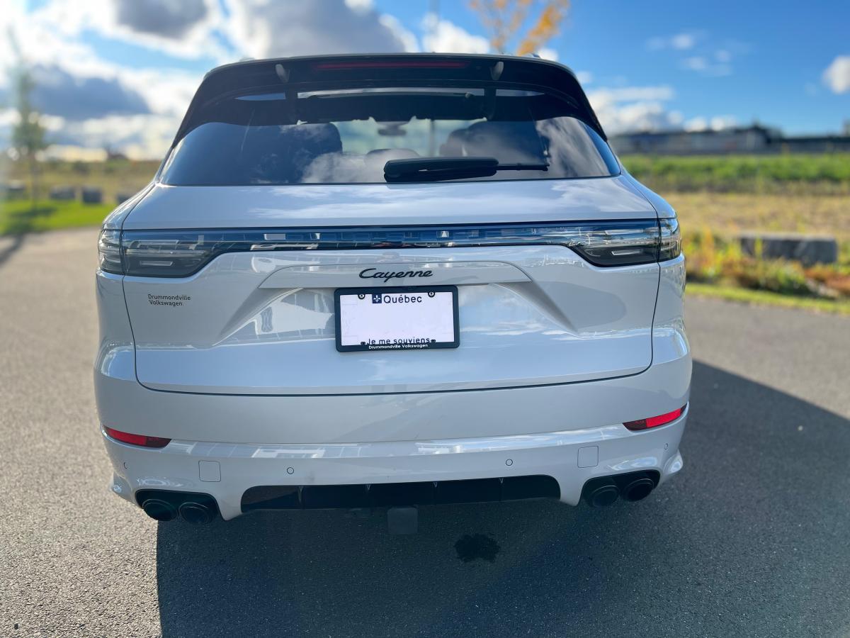 2023 Porsche Cayenne - Image 7