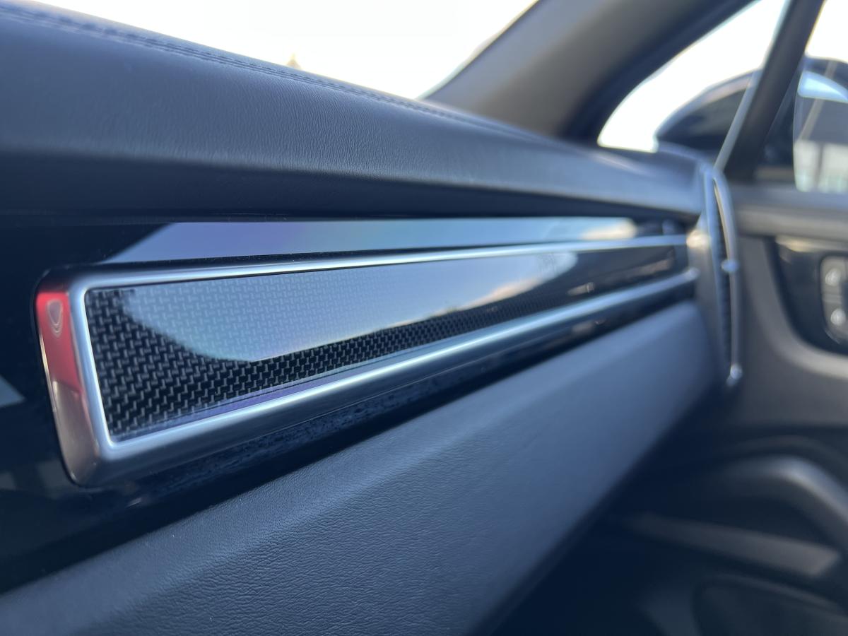 2023 Porsche Cayenne - Image 26