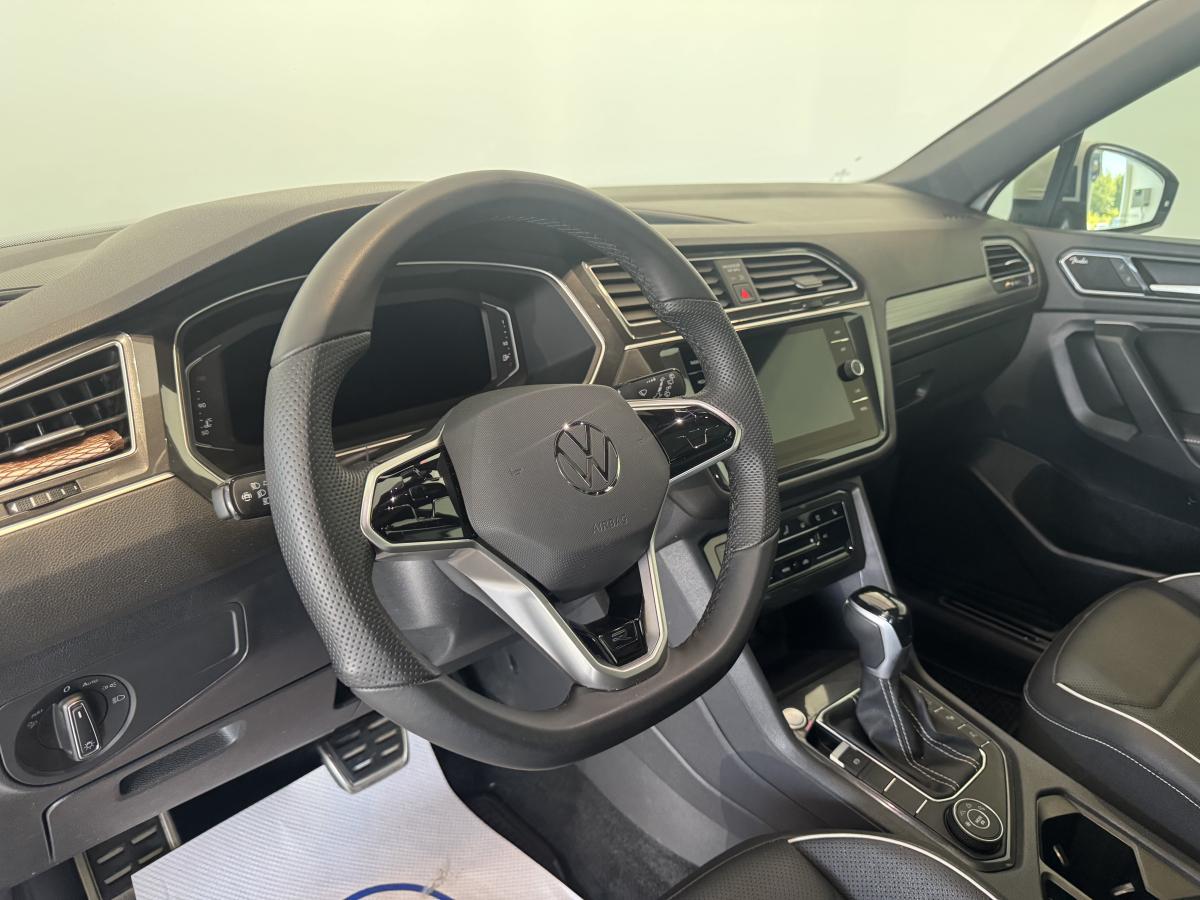 2024 Volkswagen Tiguan - Image 9