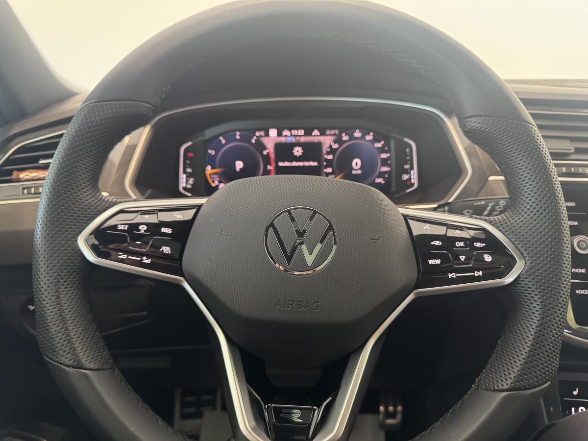 2024 Volkswagen Tiguan - Image 16