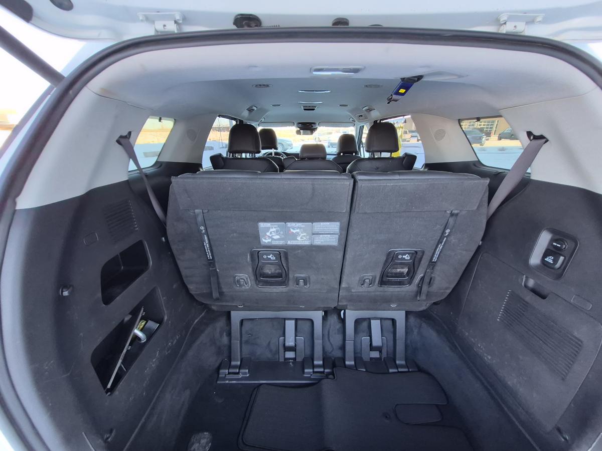 2023 Kia Carnival - Image 9