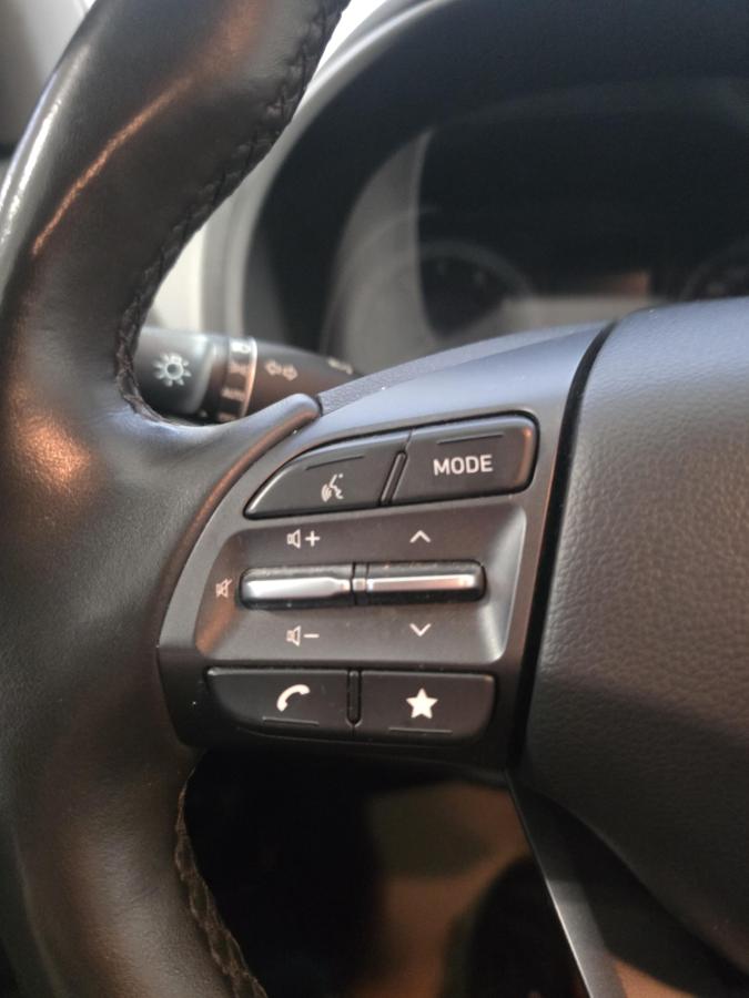 2023 Hyundai Kona - Image 14