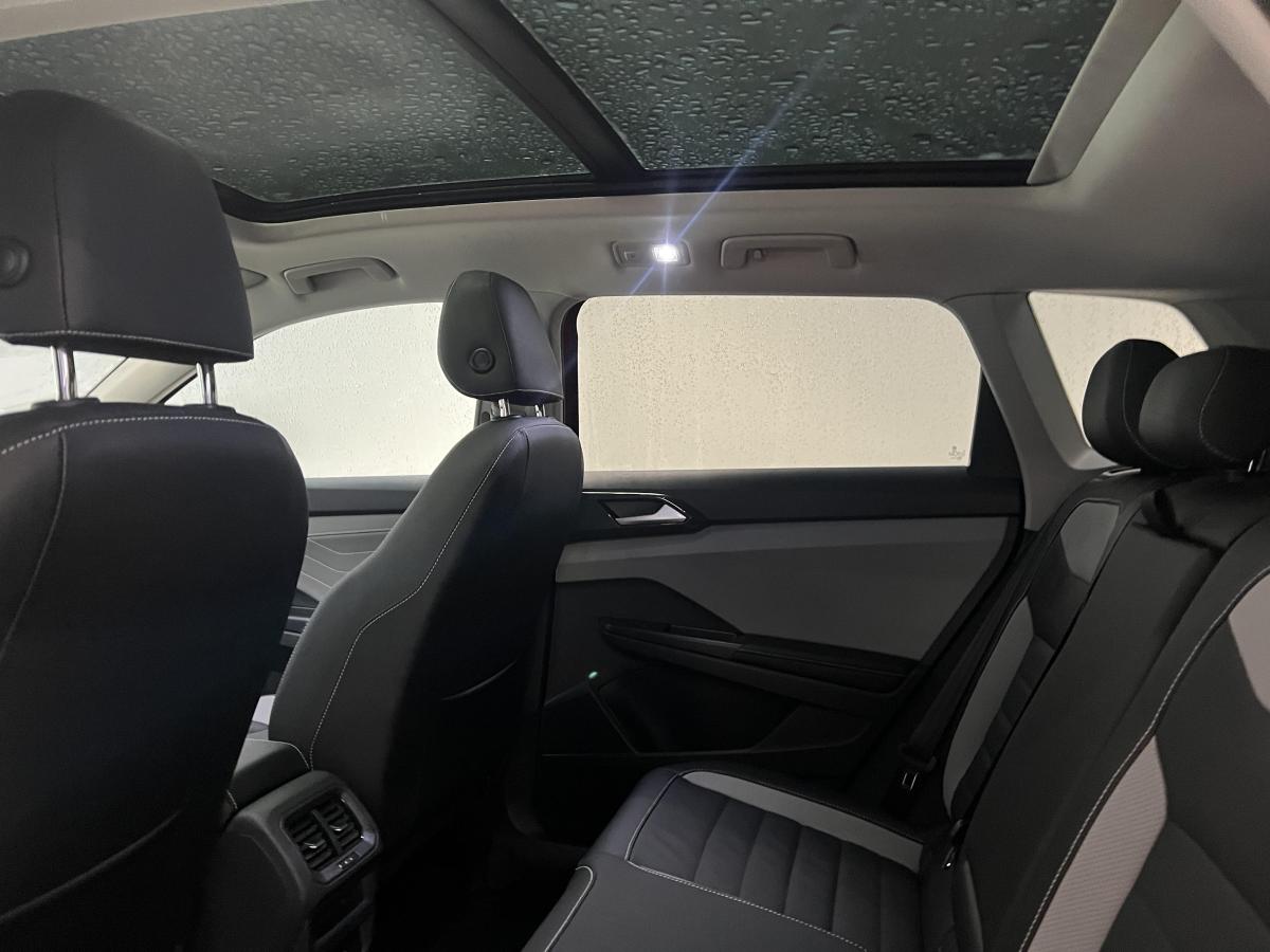 2024 Volkswagen Taos - Image 11