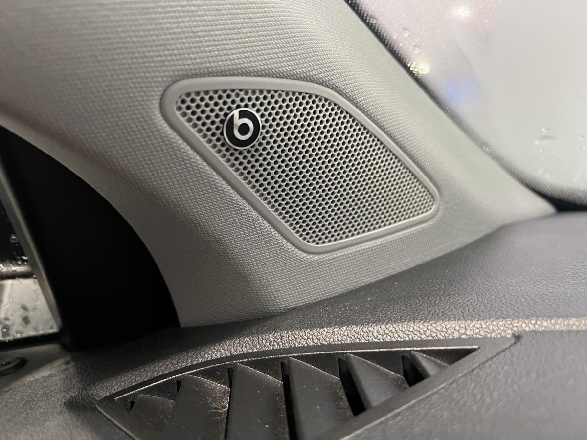 2024 Volkswagen Taos - Image 21