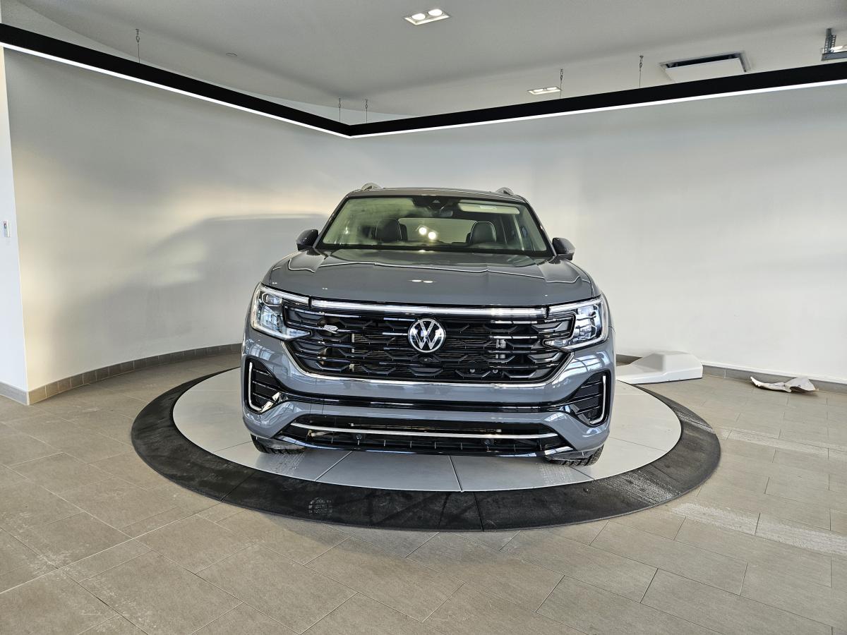 2025 Volkswagen Atlas - Image 8