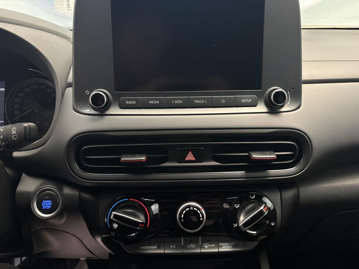 2022 Hyundai Kona - Image 11