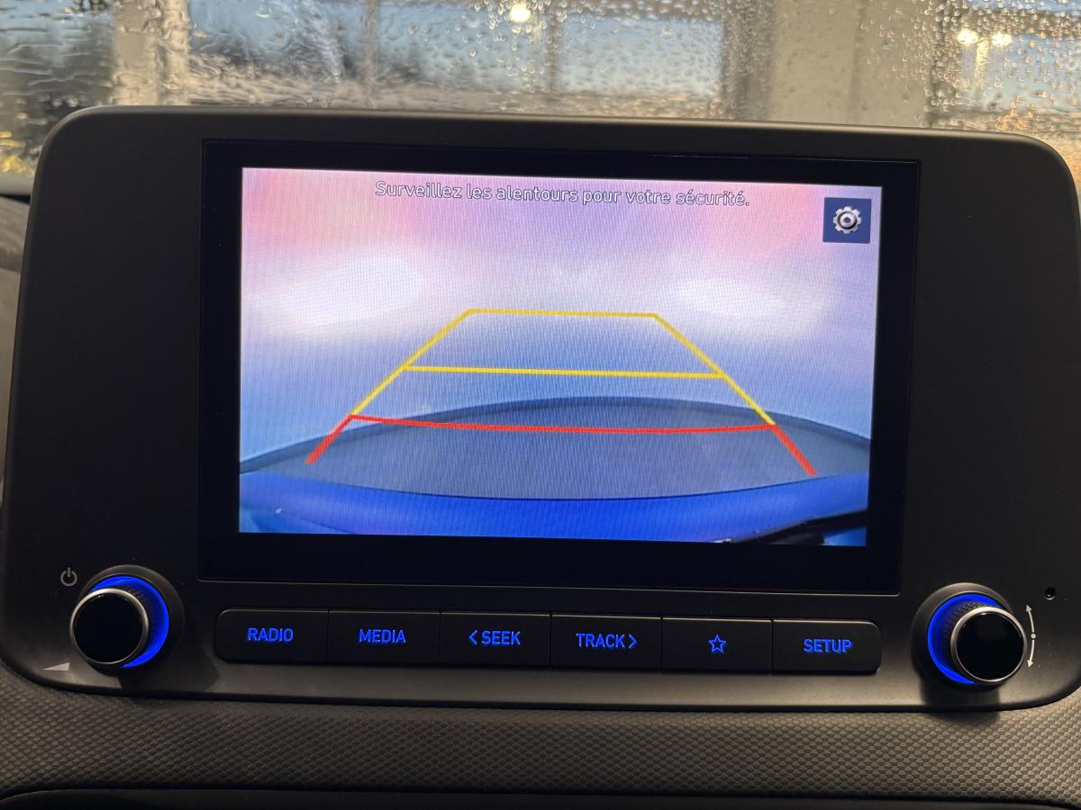 2022 Hyundai Kona - Image 12