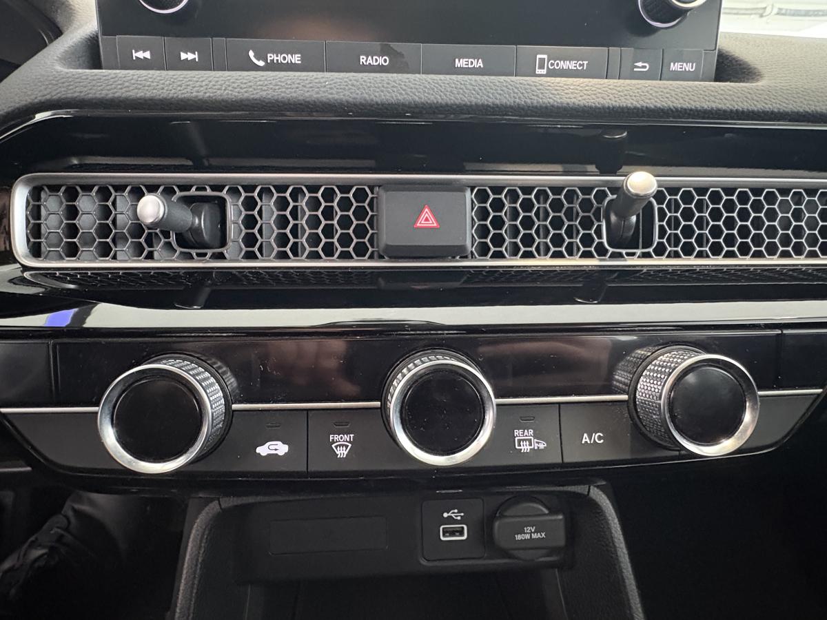 2023 Honda Civic - Image 15