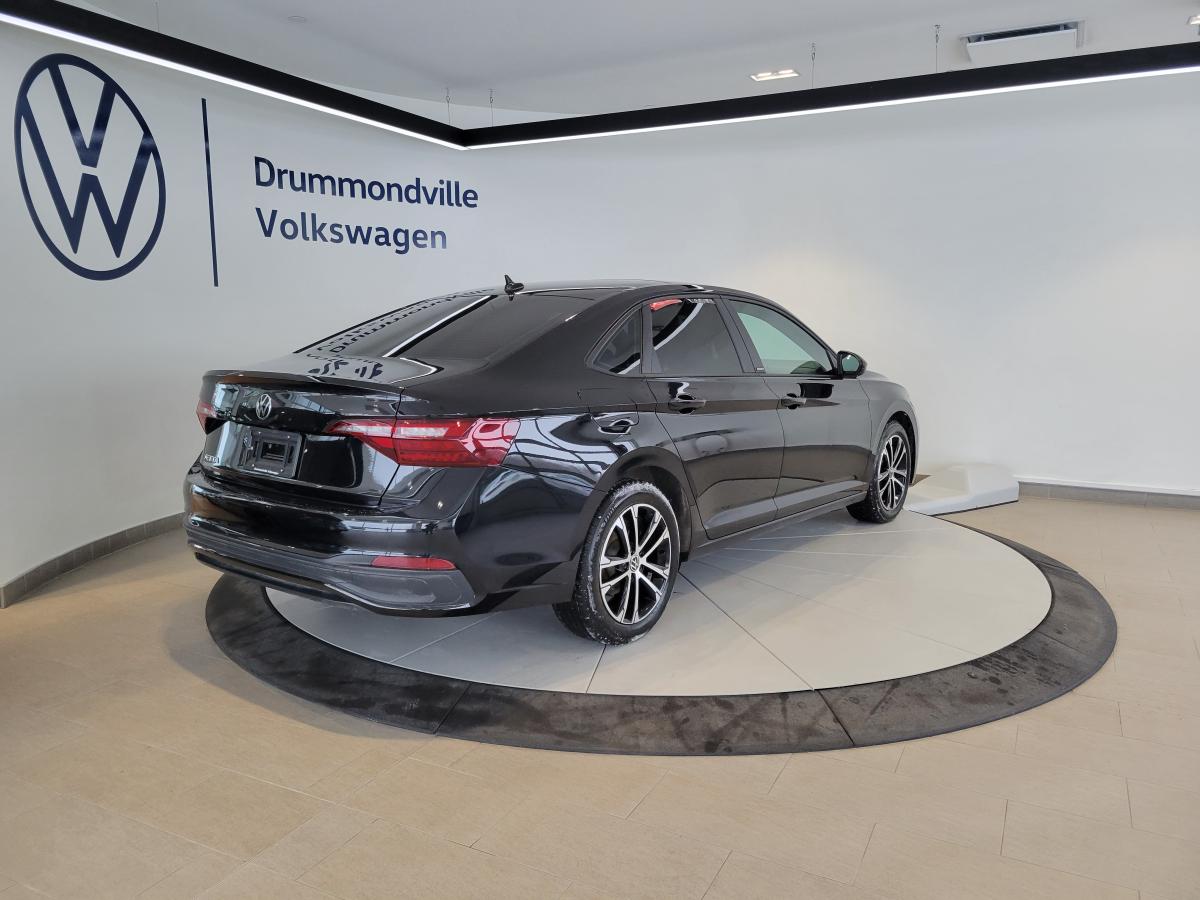 2024 Volkswagen Jetta - Image 5