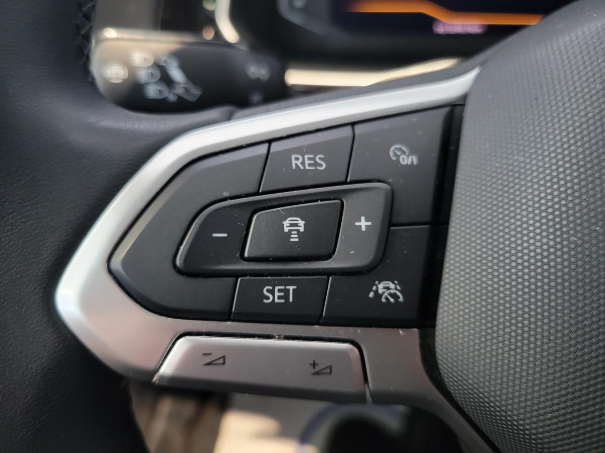 2024 Volkswagen Jetta - Image 13