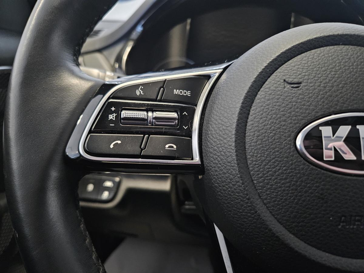 2021 Kia Seltos - Image 12