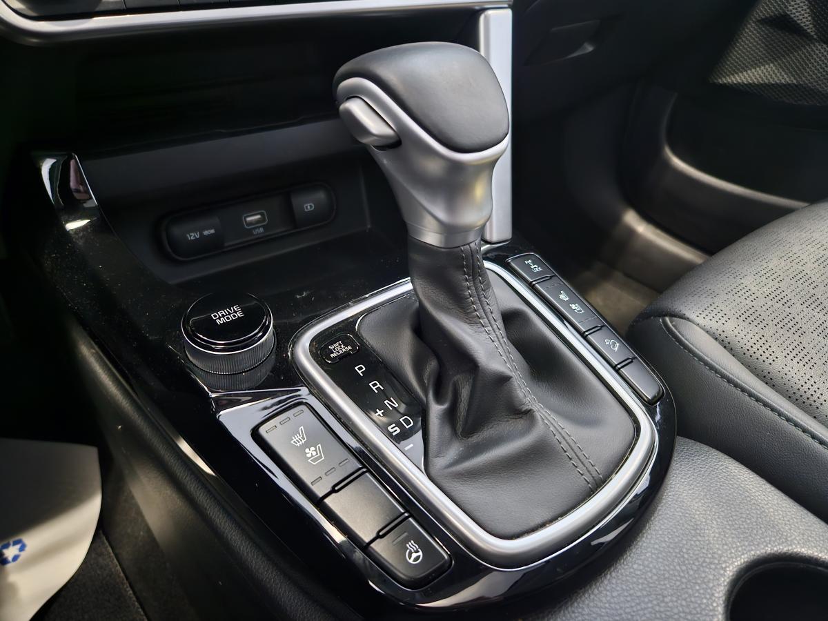 2021 Kia Seltos - Image 18