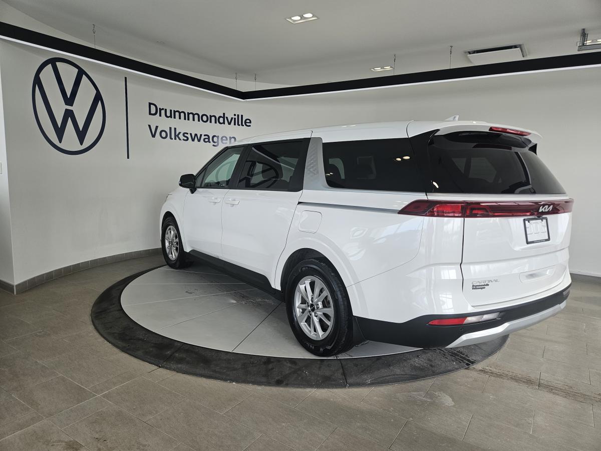 2024 Kia Carnival - Image 3