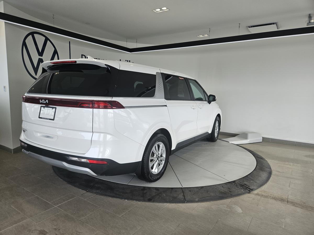2024 Kia Carnival - Image 5
