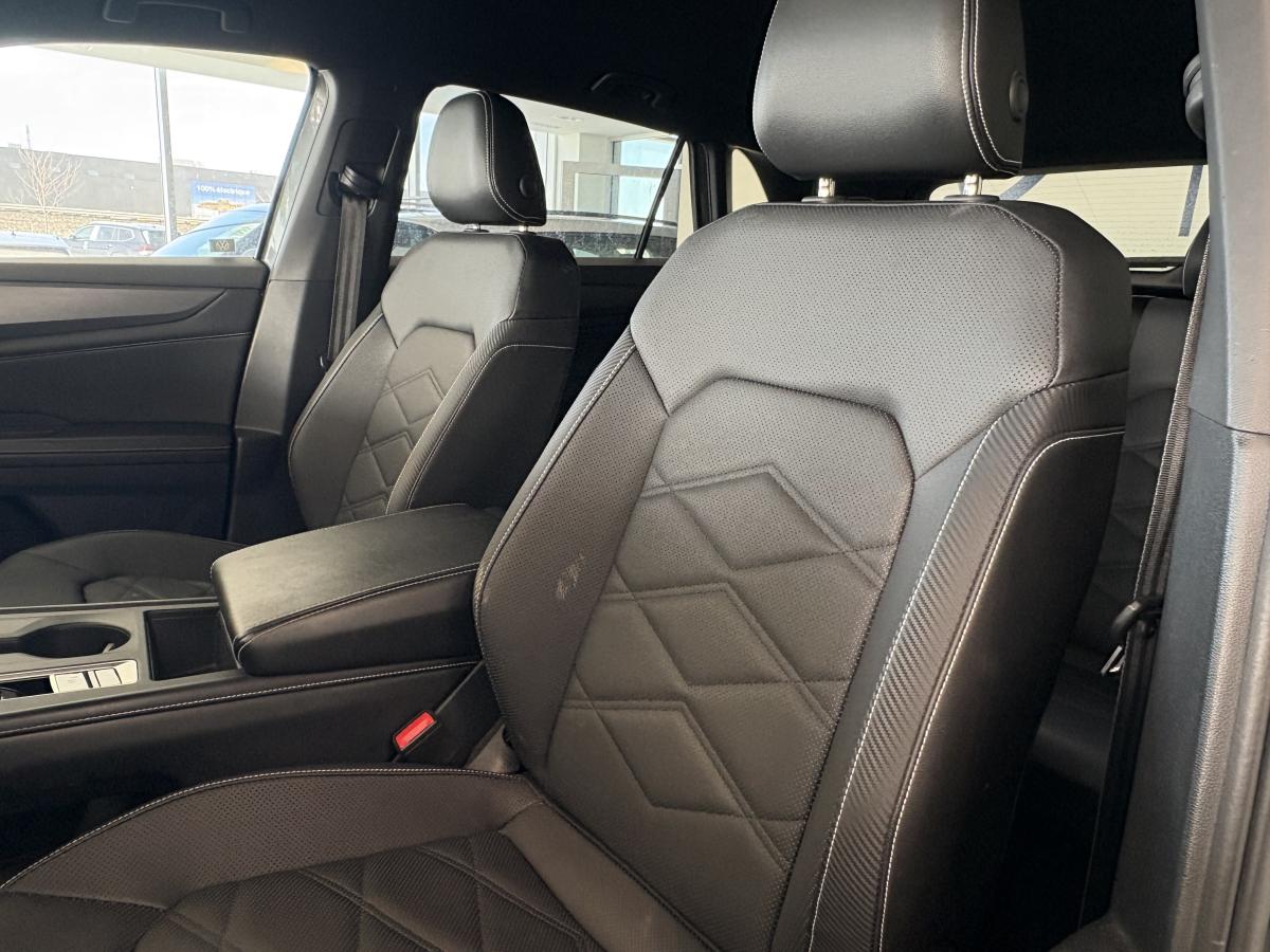 2024 Volkswagen Atlas Cross Sport - Image 10