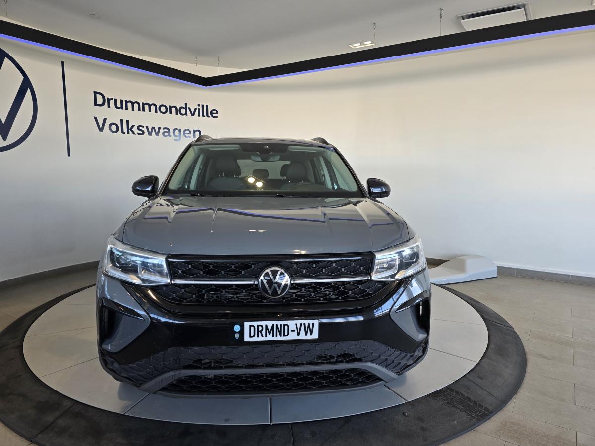 2024 Volkswagen Taos - Image 2