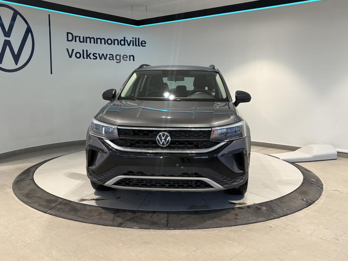 2022 Volkswagen Taos - Image 2