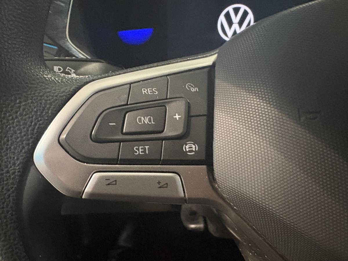 2022 Volkswagen Taos - Image 9