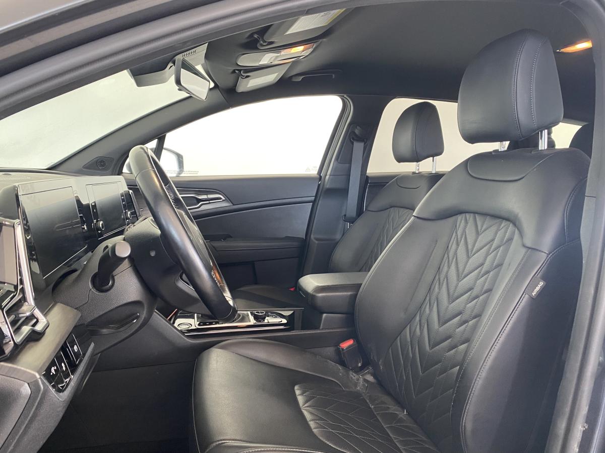 2023 Kia Sportage - Image 12
