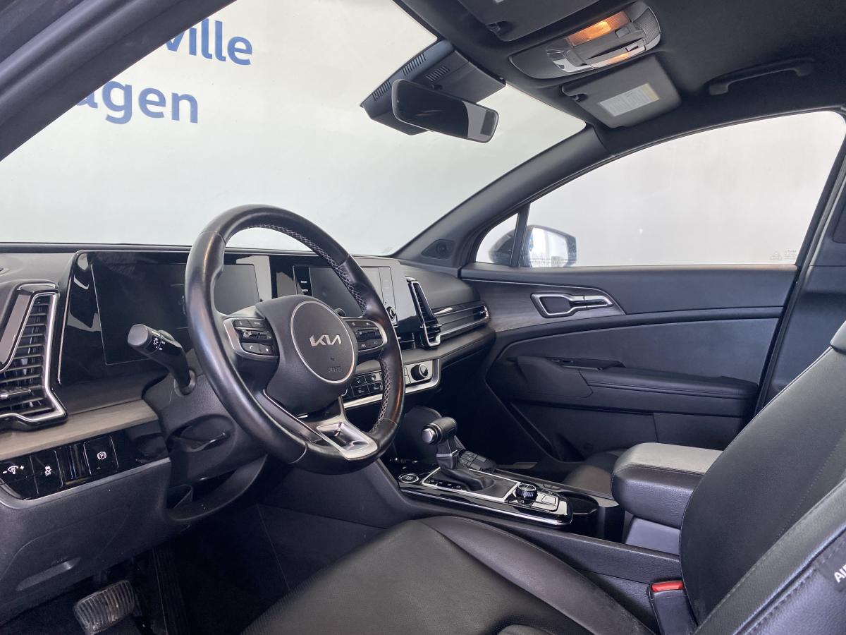 2023 Kia Sportage - Image 13