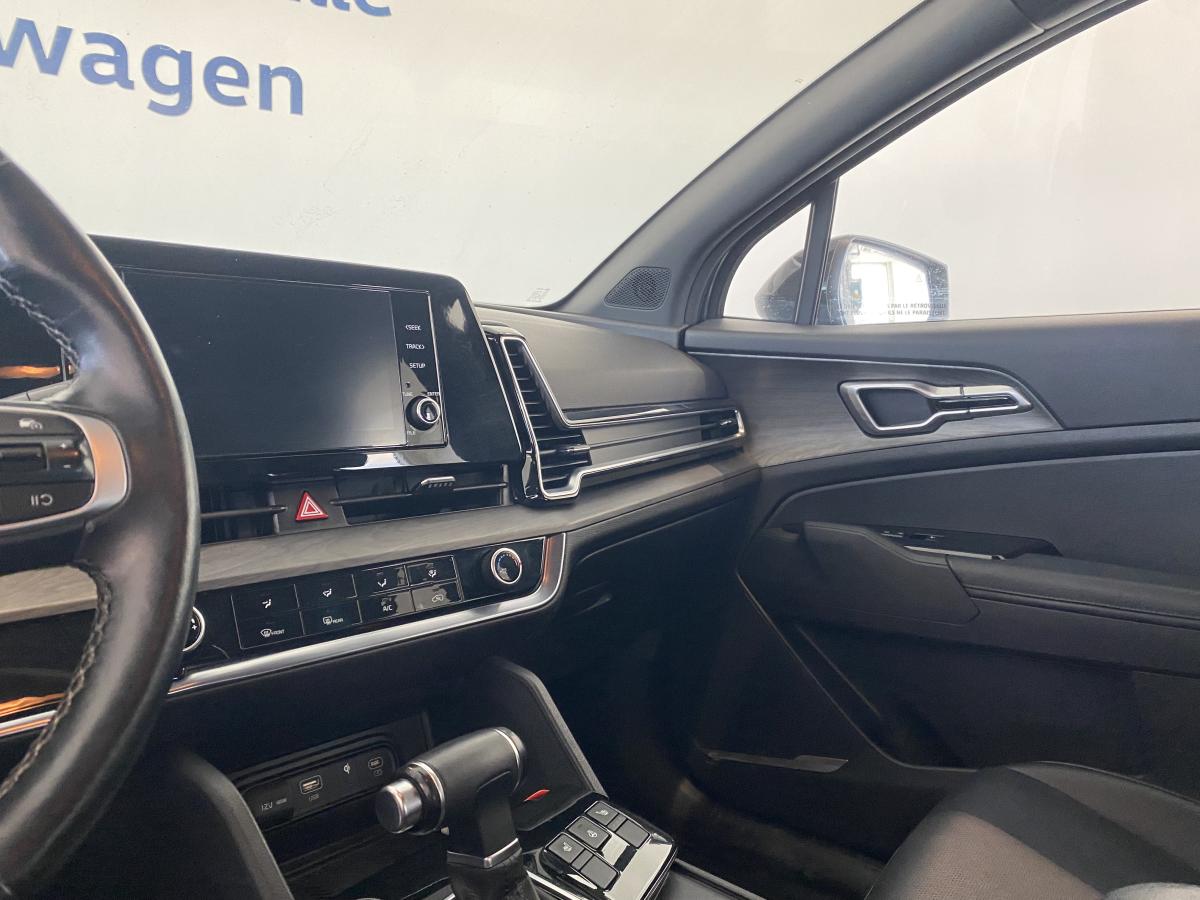 2023 Kia Sportage - Image 18