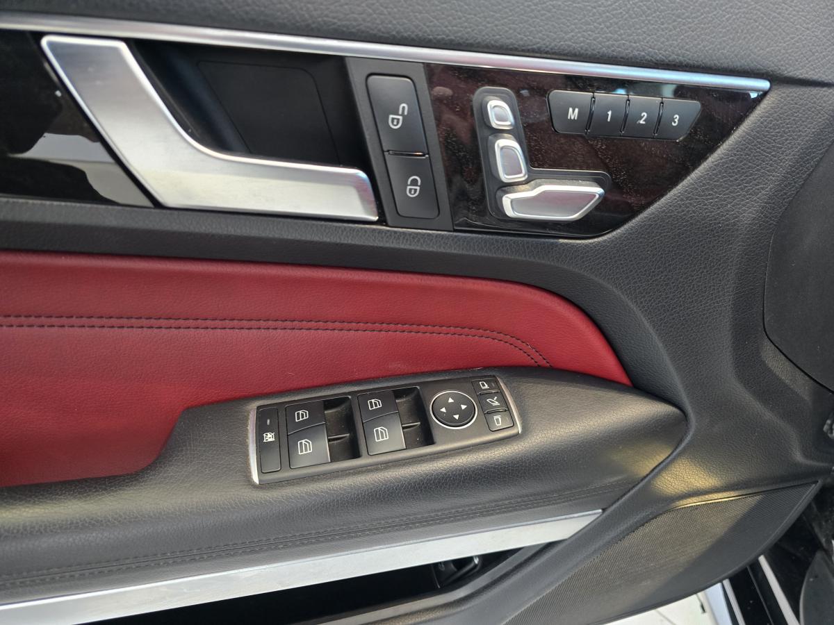 2017 Mercedes-Benz E 400 - Image 10